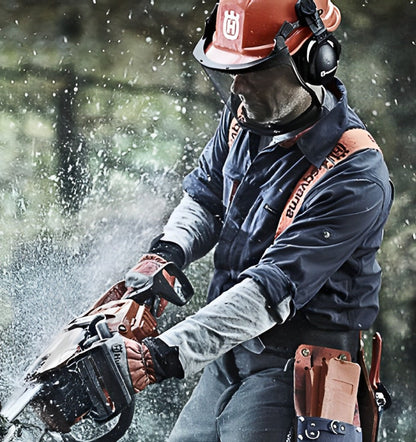 Portable Chainsaw Sharpener with Built-in Stone and Bar Clamp for 14-20in Bars