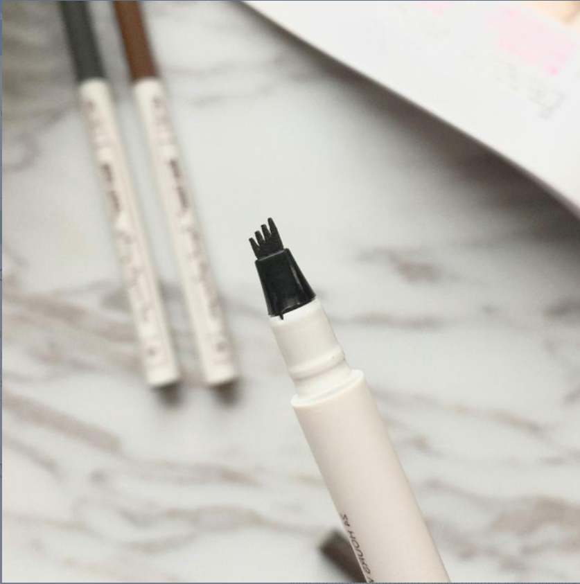 Eyebrow Microblading Pen with Four Fine Tip Applicators and Waterproof Formula