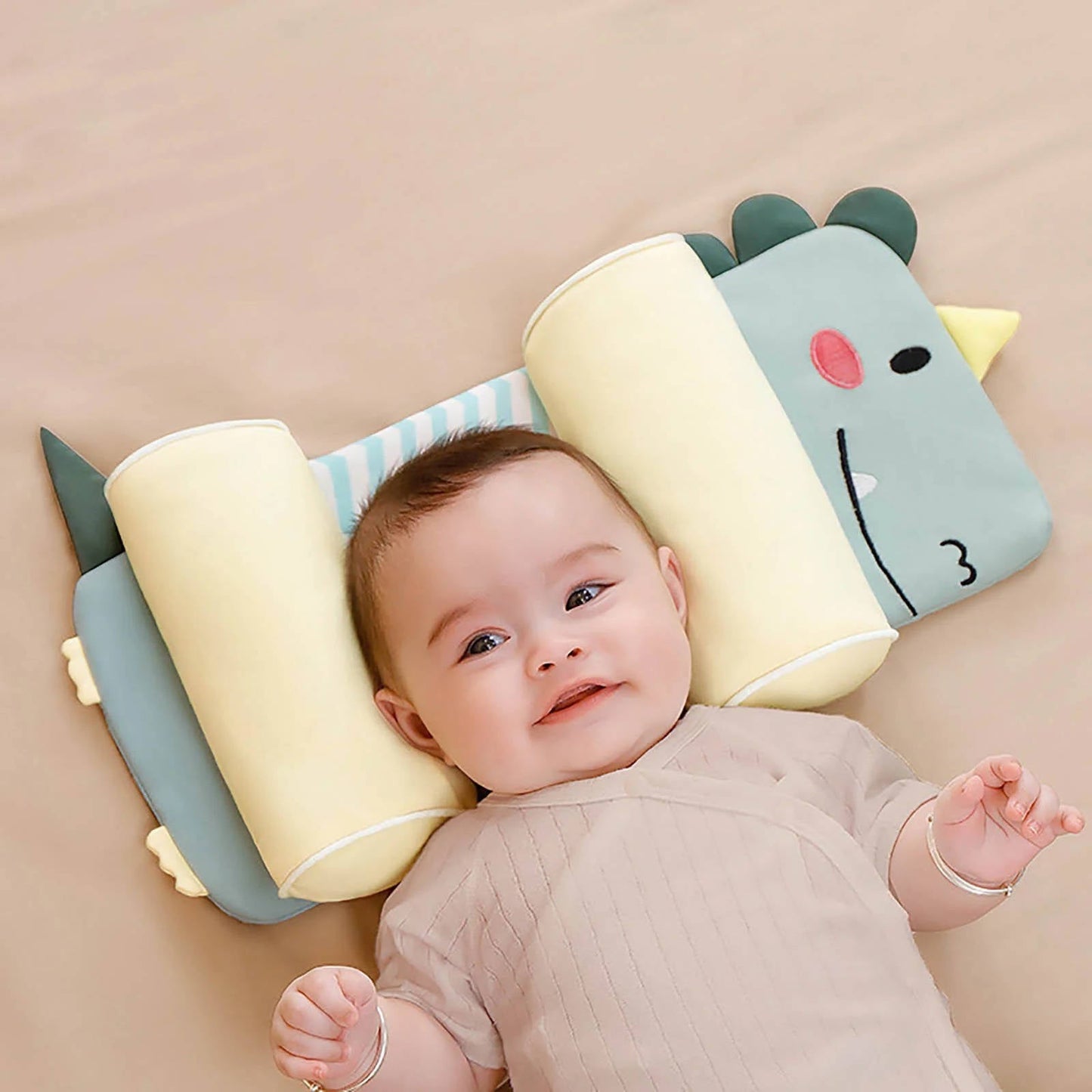 Newborn Head Shaping Pillow with Adjustable Side Cushions and 3D Mesh Ventilation