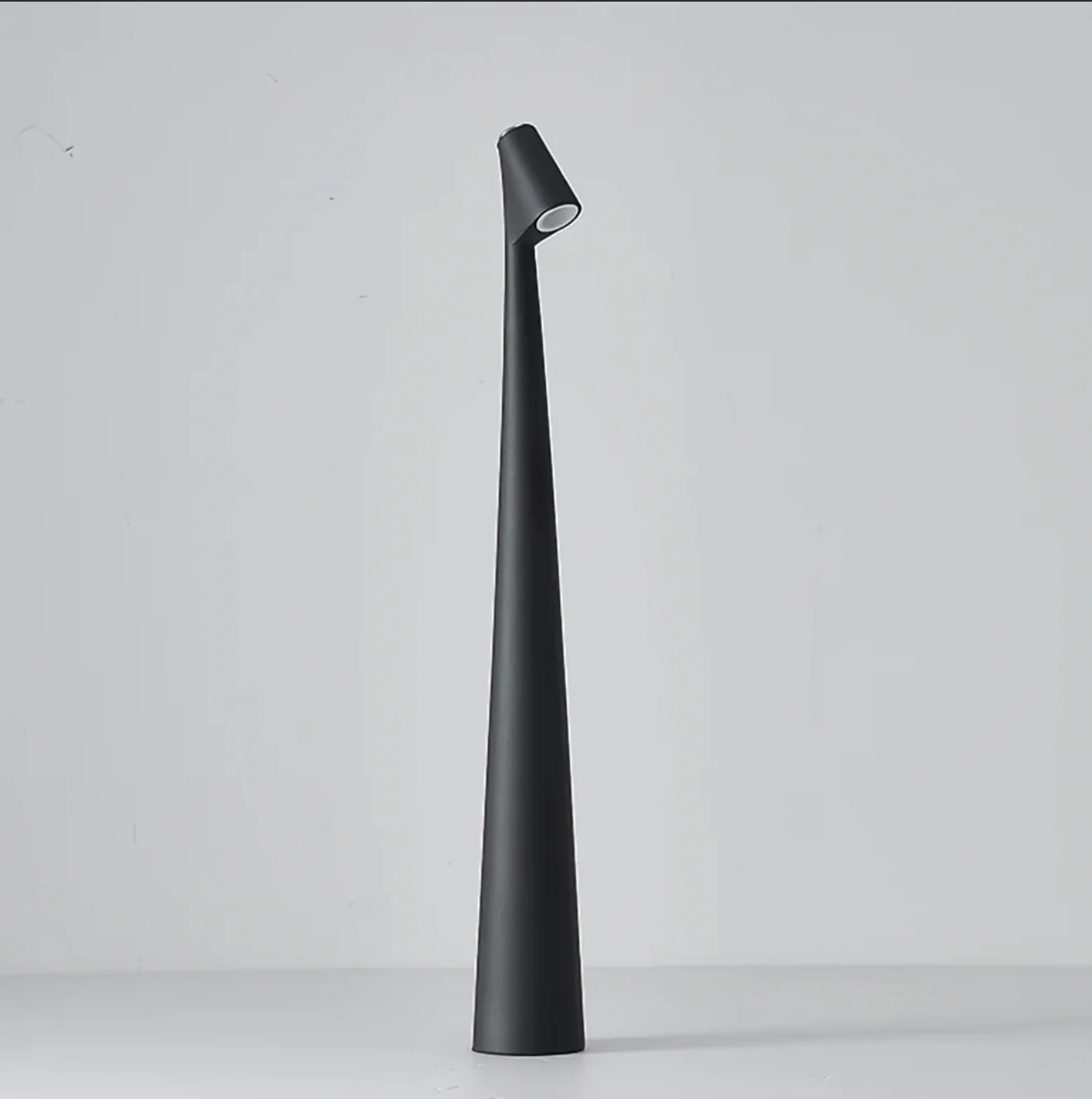 Rechargeable Touch Lamp with Stepless Dimming and 10-Hour Battery Life