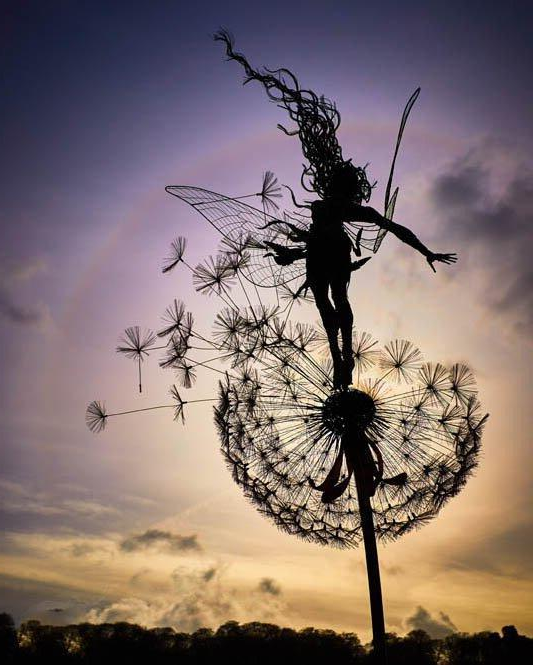 Metal Fairy Garden Stakes with Dandelion Designs, Weather Resistant